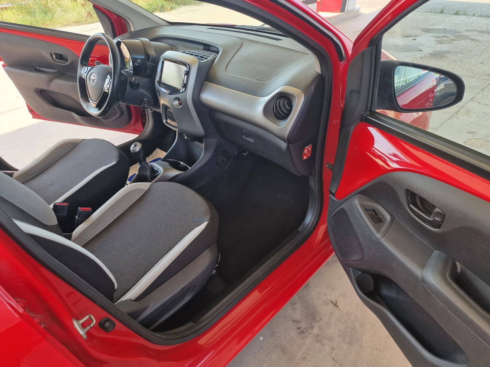 Toyota Aygo | Mobile.bg — изображение 12
