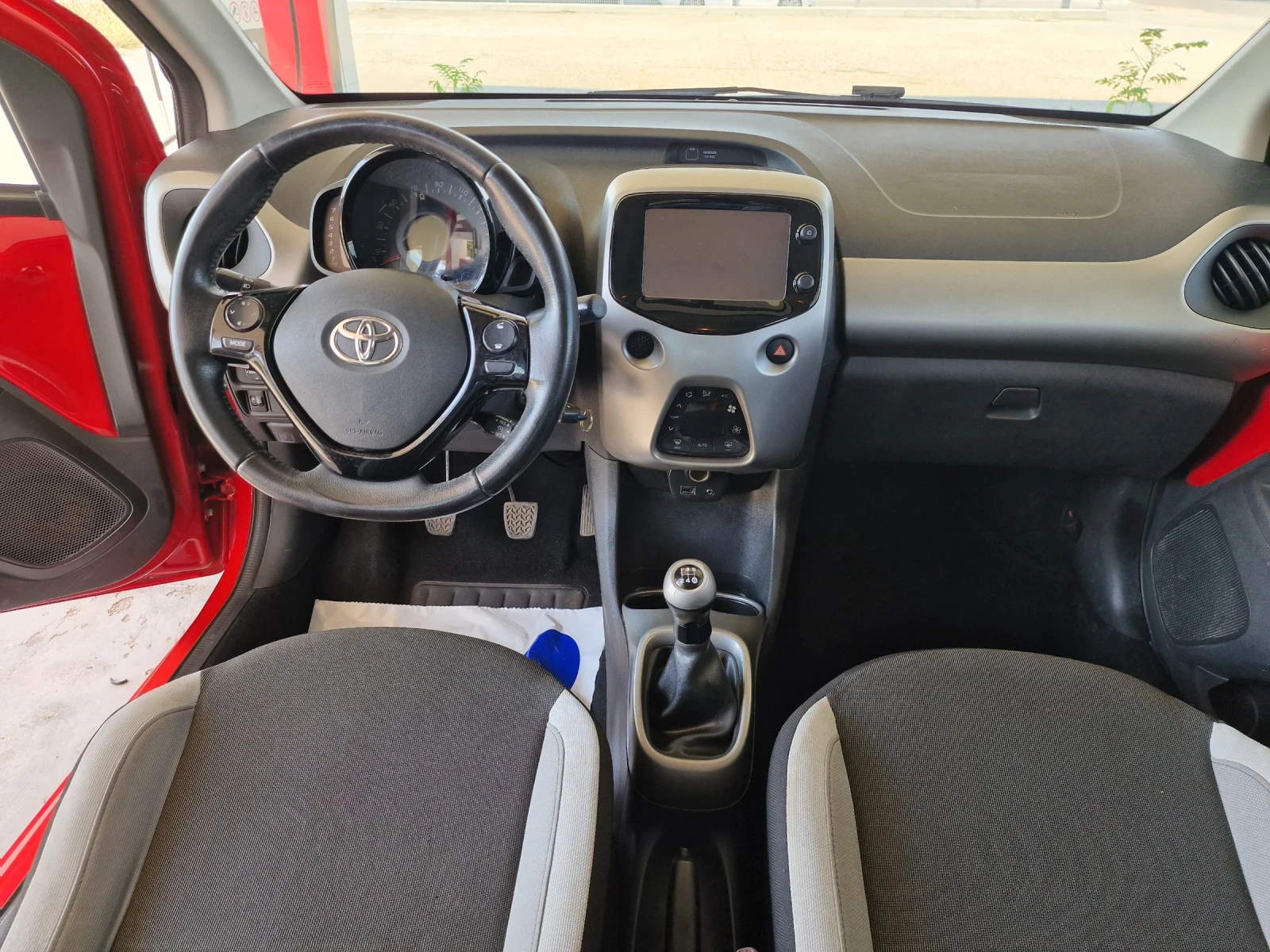 Toyota Aygo | Mobile.bg — изображение 13