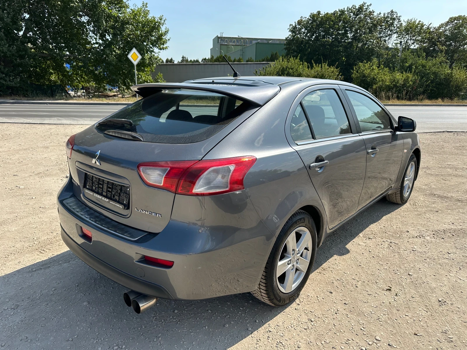 Mitsubishi Lancer 1.8i-143к.с.!  - изображение 7