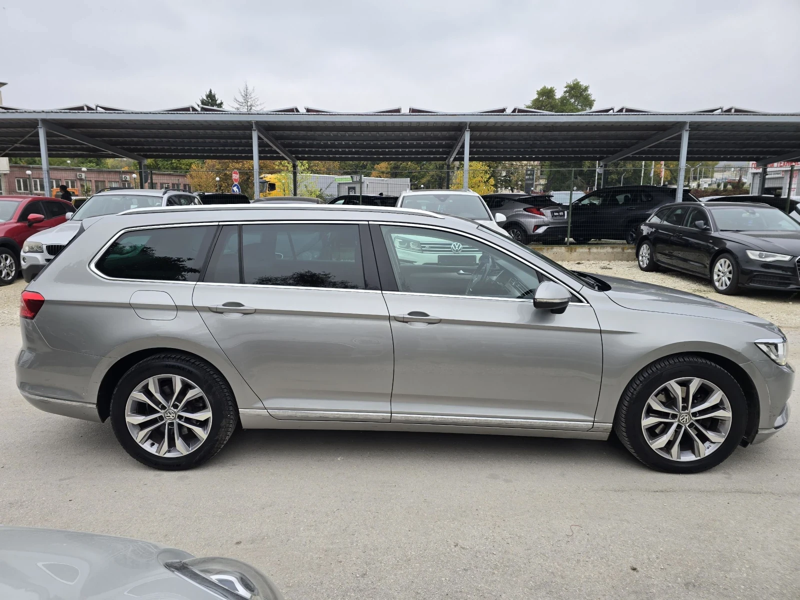 VW Passat 2.0TDI 150к.с DIGITAL Топ състояние  - изображение 8