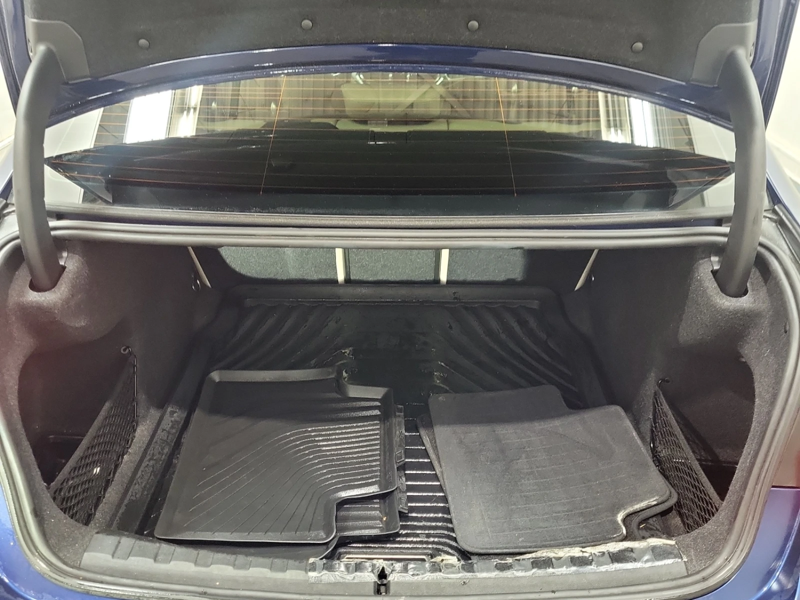 BMW 330 * 330I XDRIVE * CARFAX *    | Mobile.bg   15