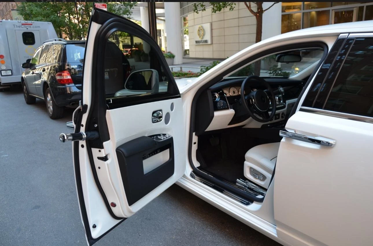 Rolls-Royce Ghost 6.6 V12 (570 Hp) - изображение 7