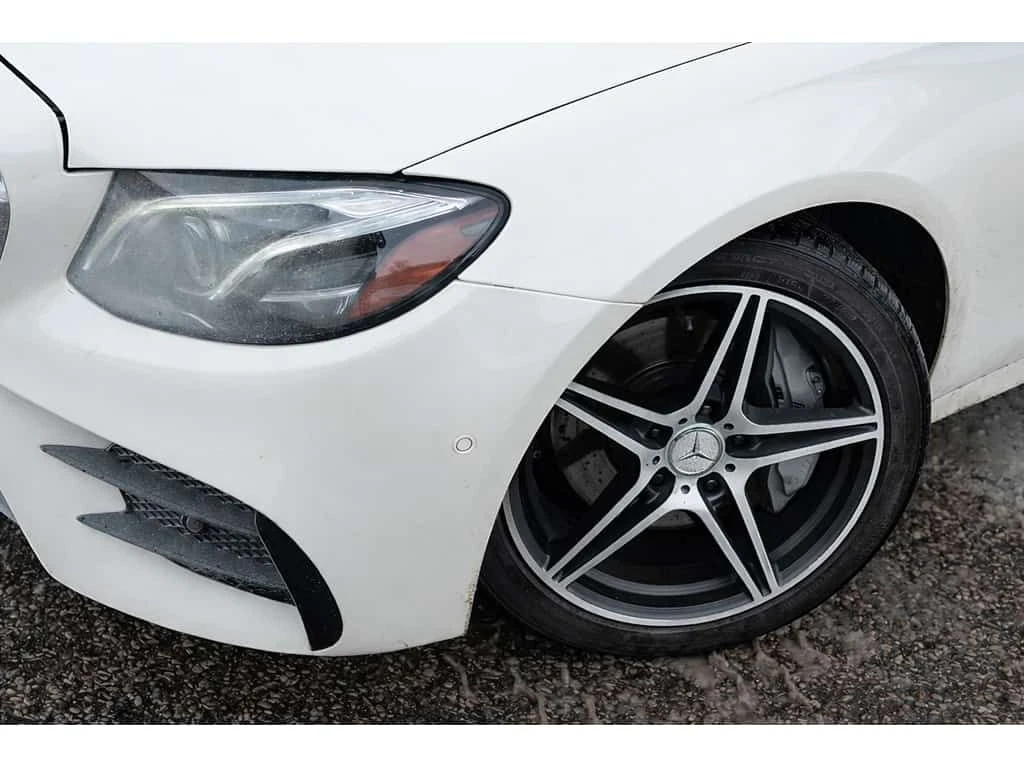 Mercedes-Benz E 43 AMG * АВТО КРЕДИТ* ЦЕНА ДО БГ * СЕРВИЗНА ИСТОРИЯ *  - изображение 7