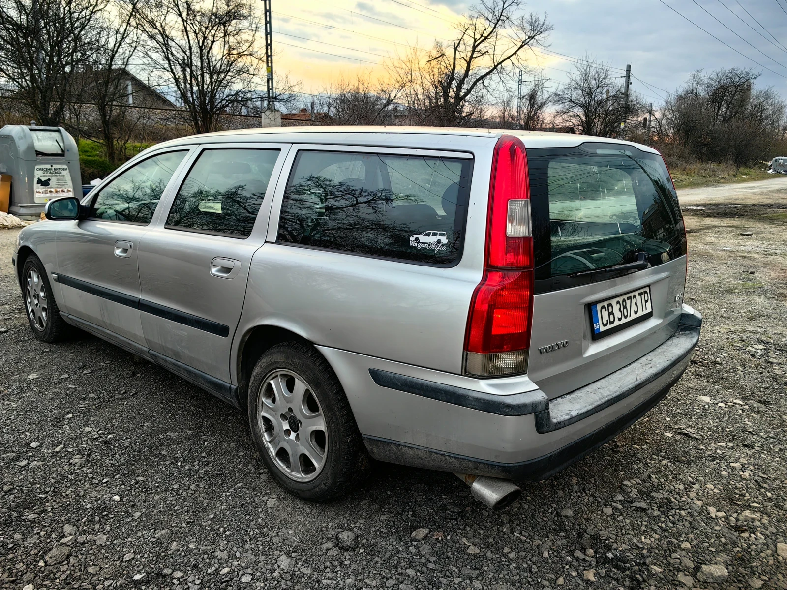 Volvo V70 2.4 D5 - изображение 2