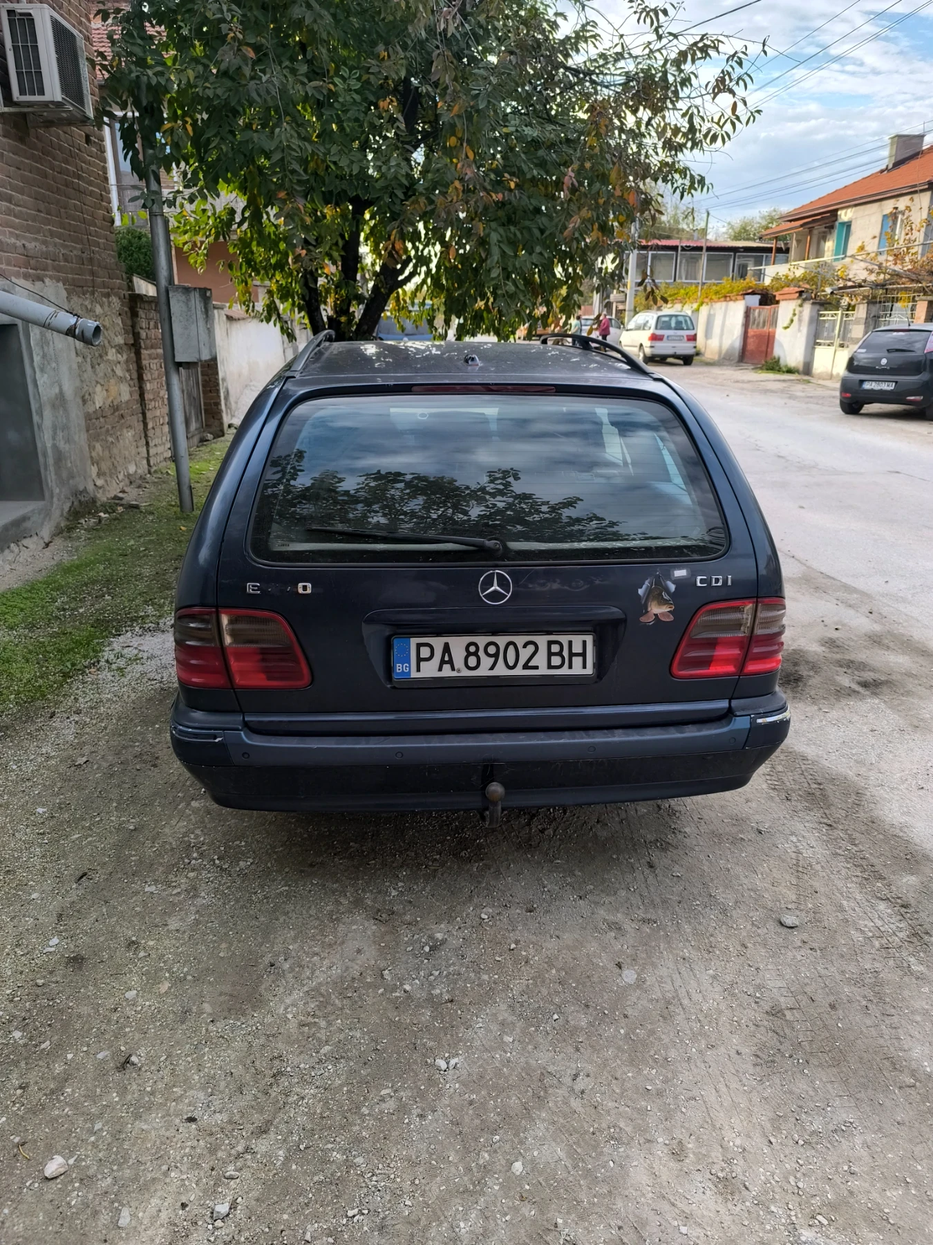 Mercedes-Benz E 270, снимка 5 - Автомобили и джипове - 53709251