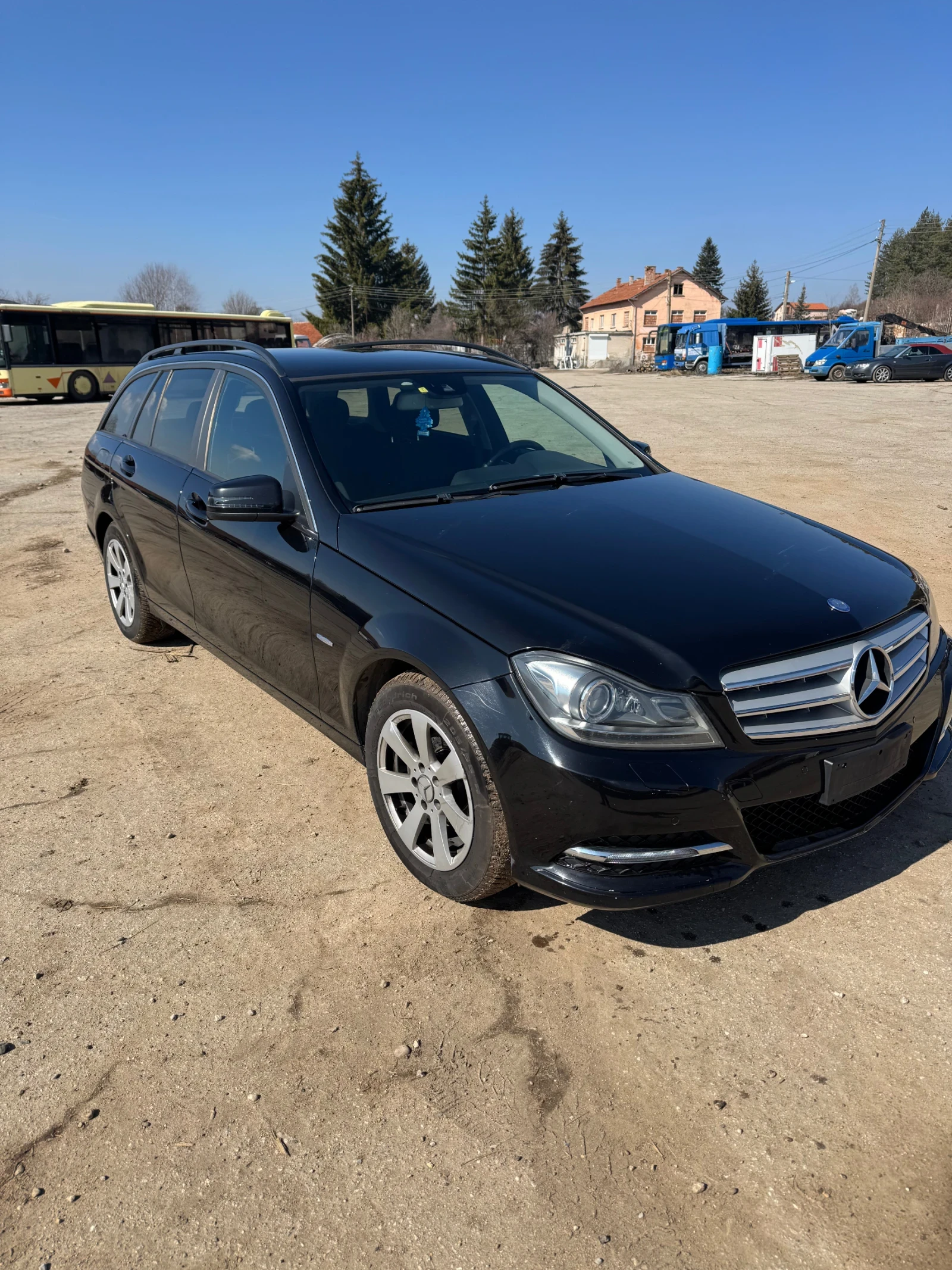 Mercedes-Benz C 200 2.2, снимка 3 - Автомобили и джипове - 54014993