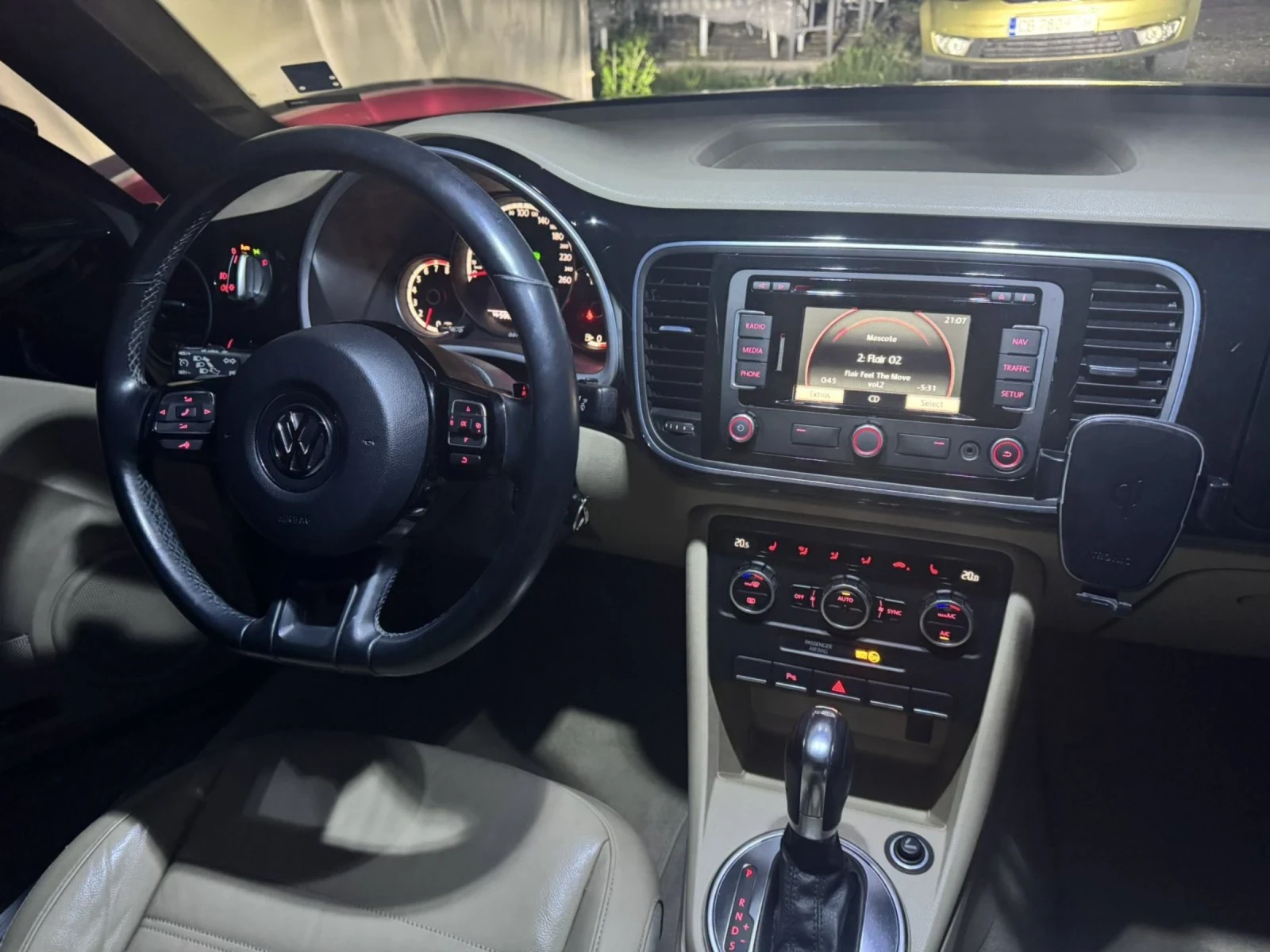 VW Beetle, снимка 11 - Автомобили и джипове - 54031026