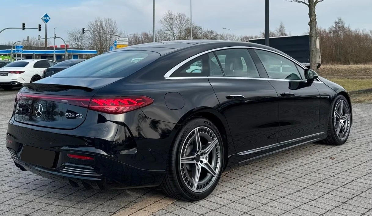 Mercedes-Benz EQS 53AMG 4M* Burmester* Widescreen* TV* 360, снимка 4 - Автомобили и джипове - 54081963