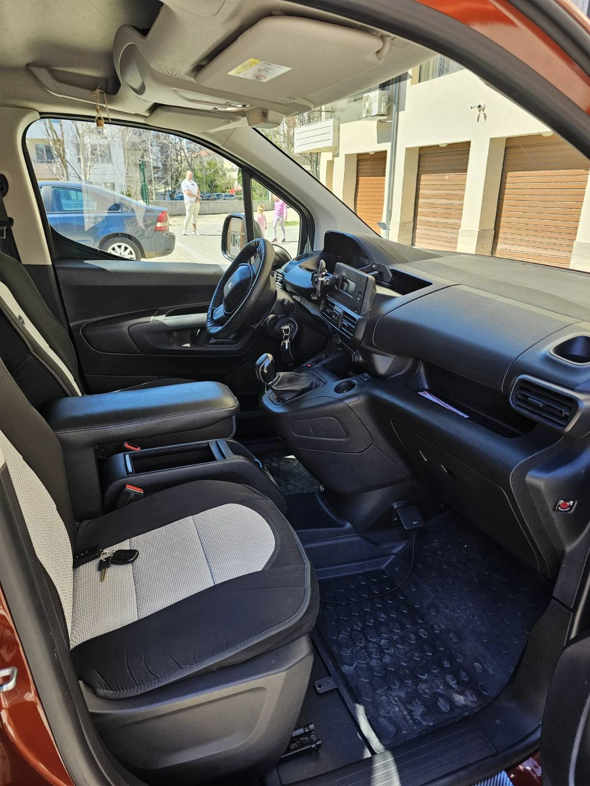 Peugeot Partner, снимка 6 - Автомобили и джипове - 54167173