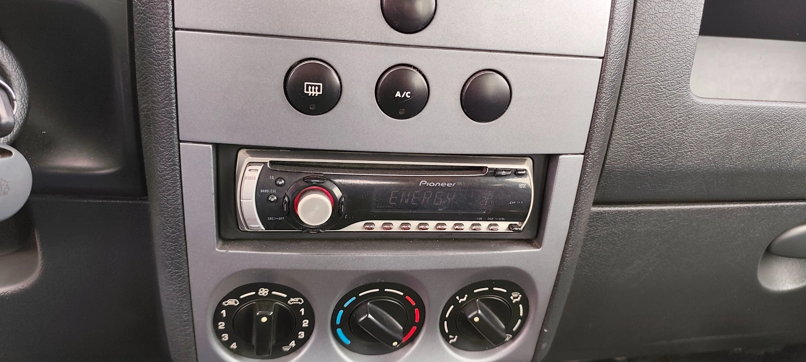 Peugeot Partner 1.9D - 70к.с. климатик 2007г, снимка 11 - Автомобили и джипове - 54214926