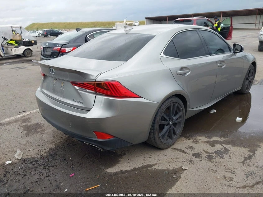 Lexus IS 300 2.0l | Mobile.bg � ����������� 4