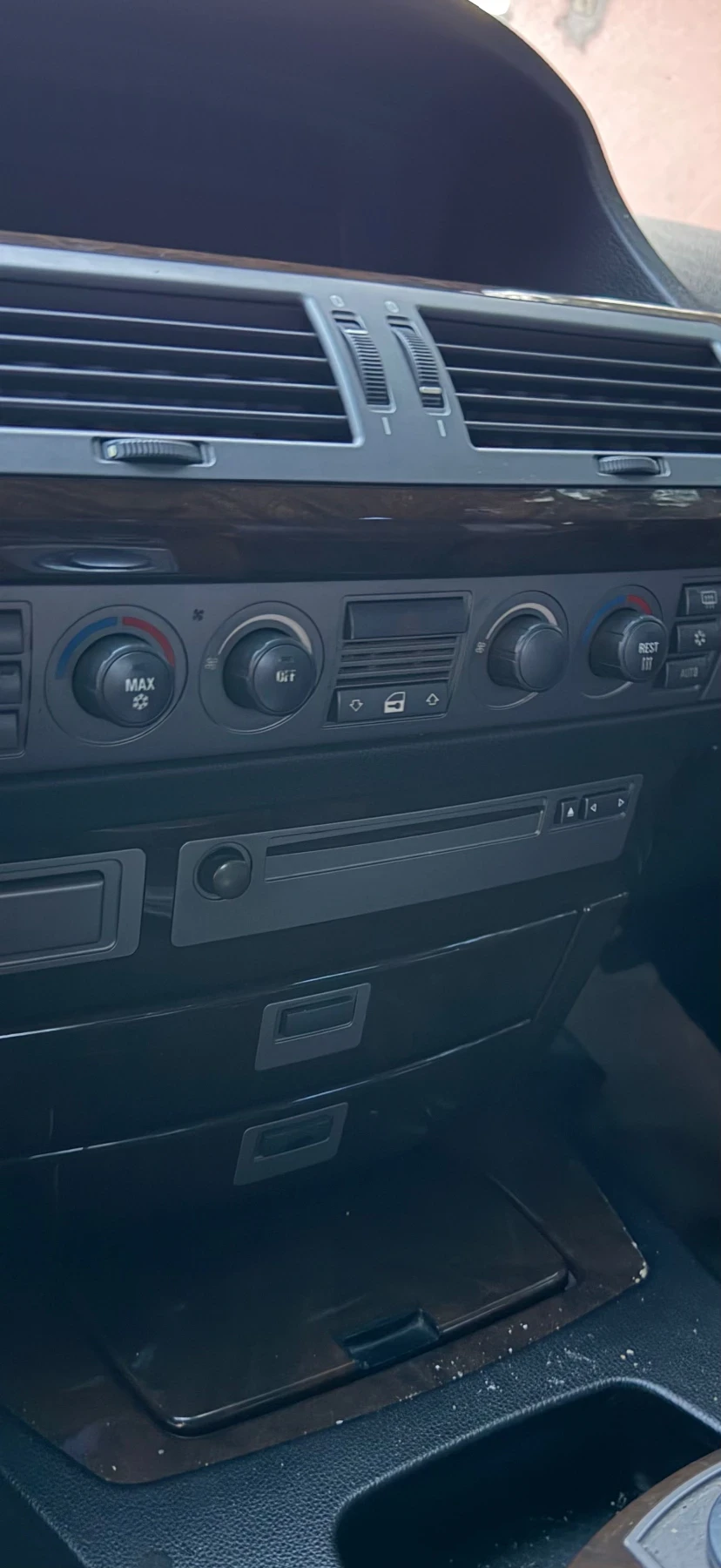 BMW 745, снимка 9 - Автомобили и джипове - 54445304