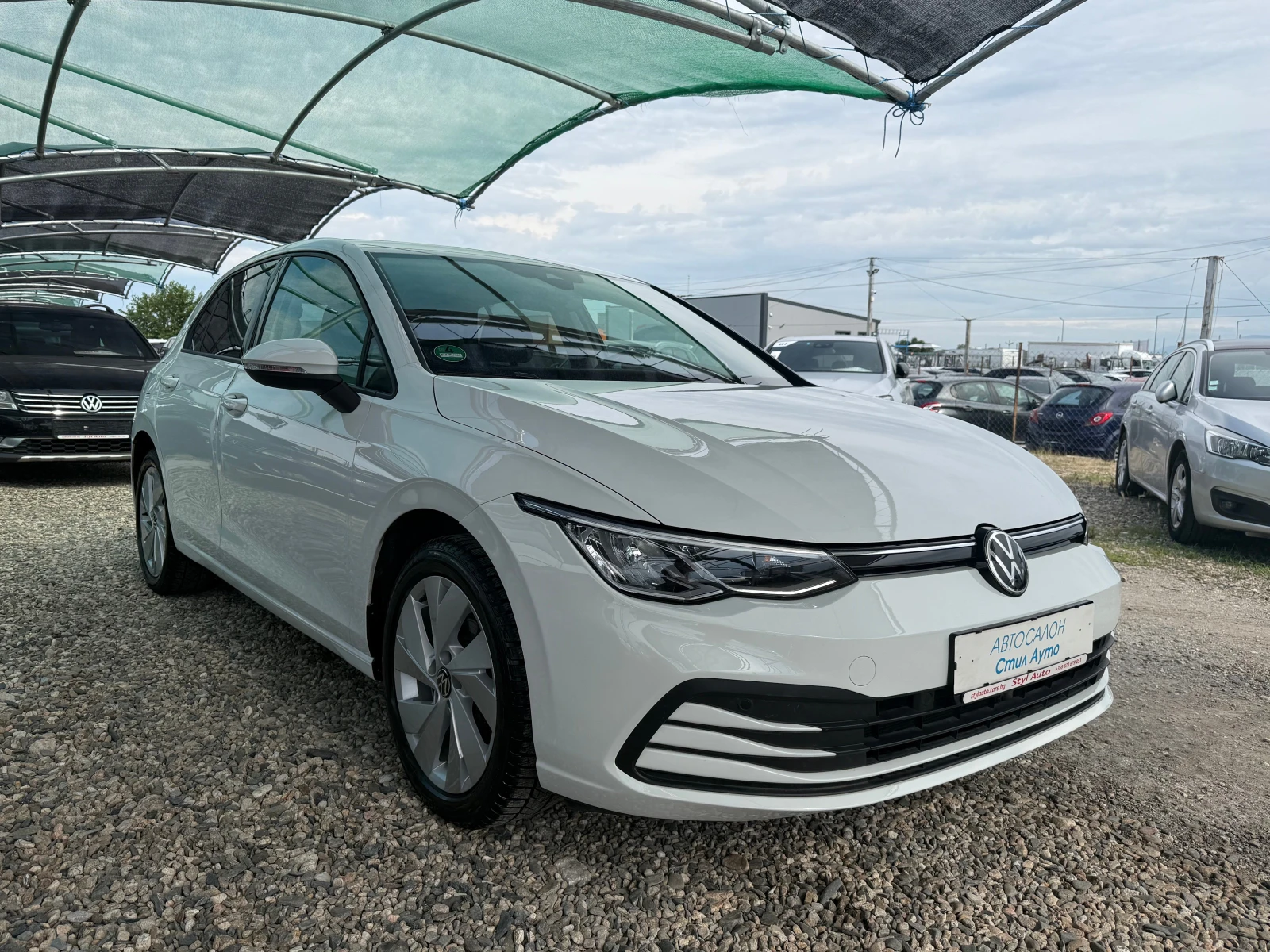 VW Golf 8 * 2.0 tdi* DSG* , снимка 3 - Автомобили и джипове - 54946967