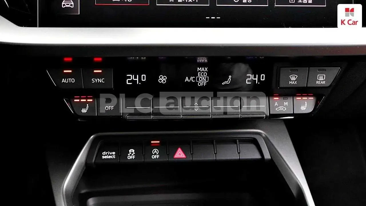 Audi A3 40TFSI| КАМЕРА| ПОДГРЕВ| PANO| ВКЛ.ТЕХНОТЕСТ, снимка 10 - Автомобили и джипове - 54997350