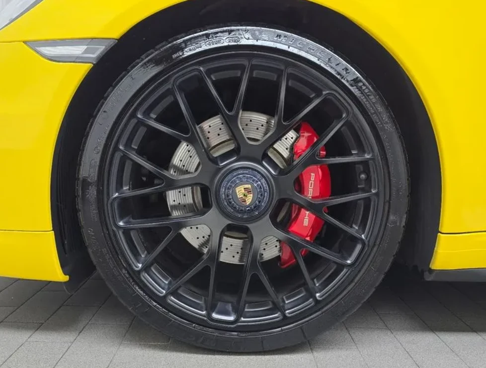 Porsche 911 CARRERA 4 GTS 991 | RACING YELLOW, снимка 5 - Автомобили и джипове - 55163619