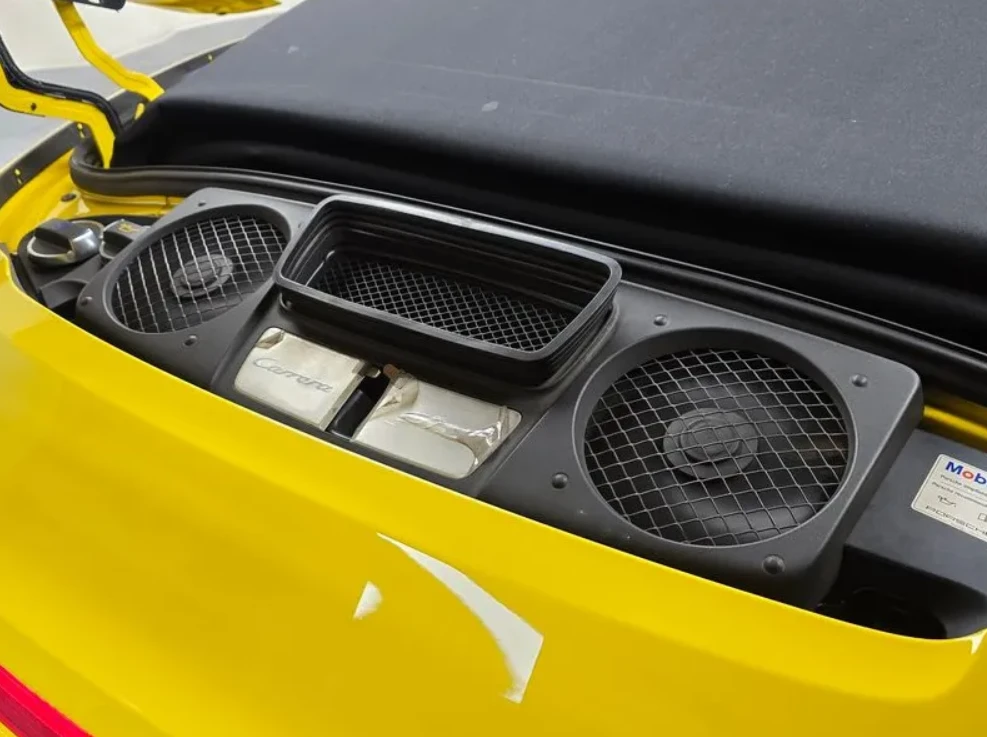 Porsche 911 CARRERA 4 GTS 991 | RACING YELLOW, снимка 6 - Автомобили и джипове - 55163619