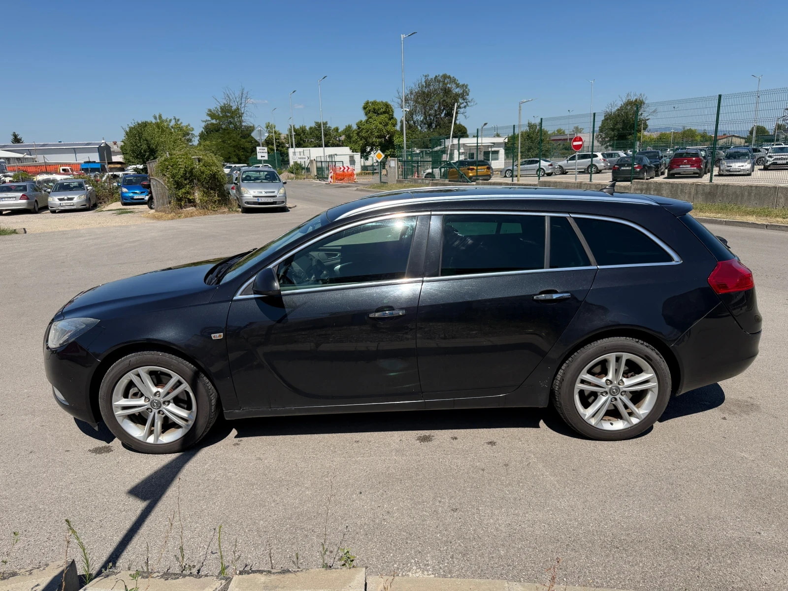 Opel Insignia Cosmo 4x4 Sport Tourer, снимка 5 - Автомобили и джипове - 55464913
