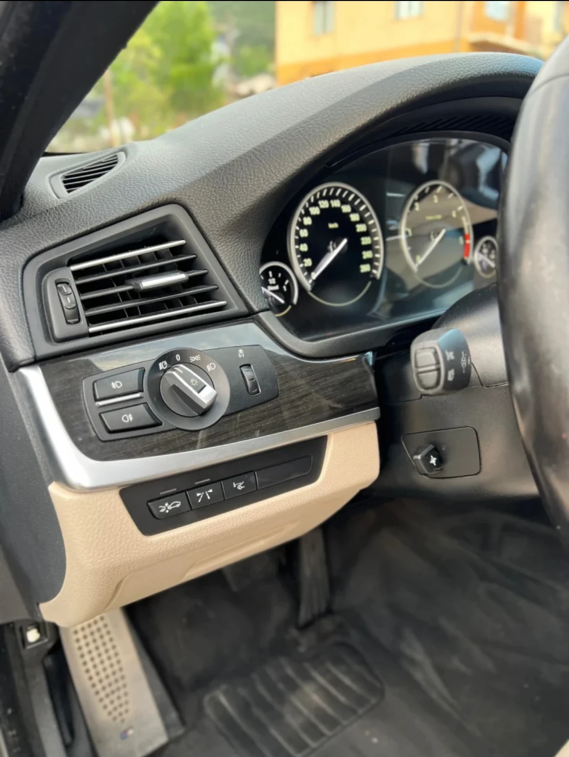 BMW 530  4x4 XDRIVE | HEAD UP| DISTRONIC | LINE ASSIST | , снимка 6 - Автомобили и джипове - 55613848