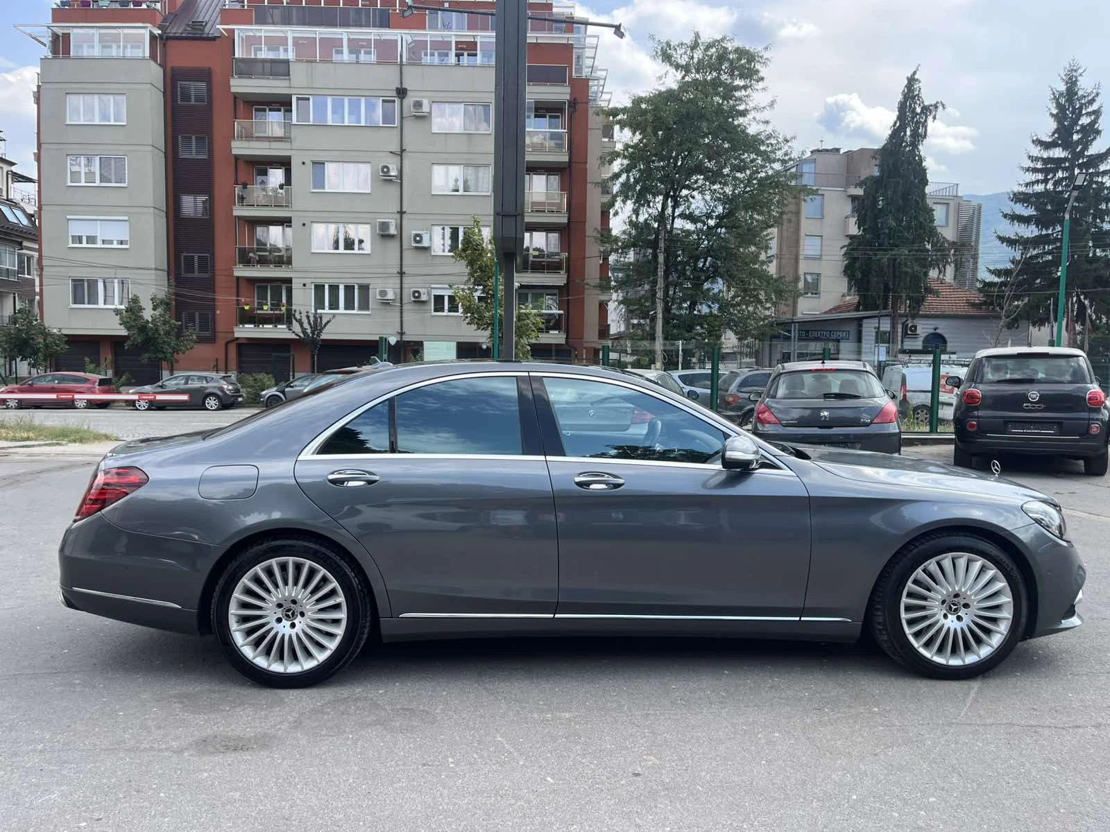 Mercedes-Benz S 560 S 560, снимка 8 - Автомобили и джипове - 55717307