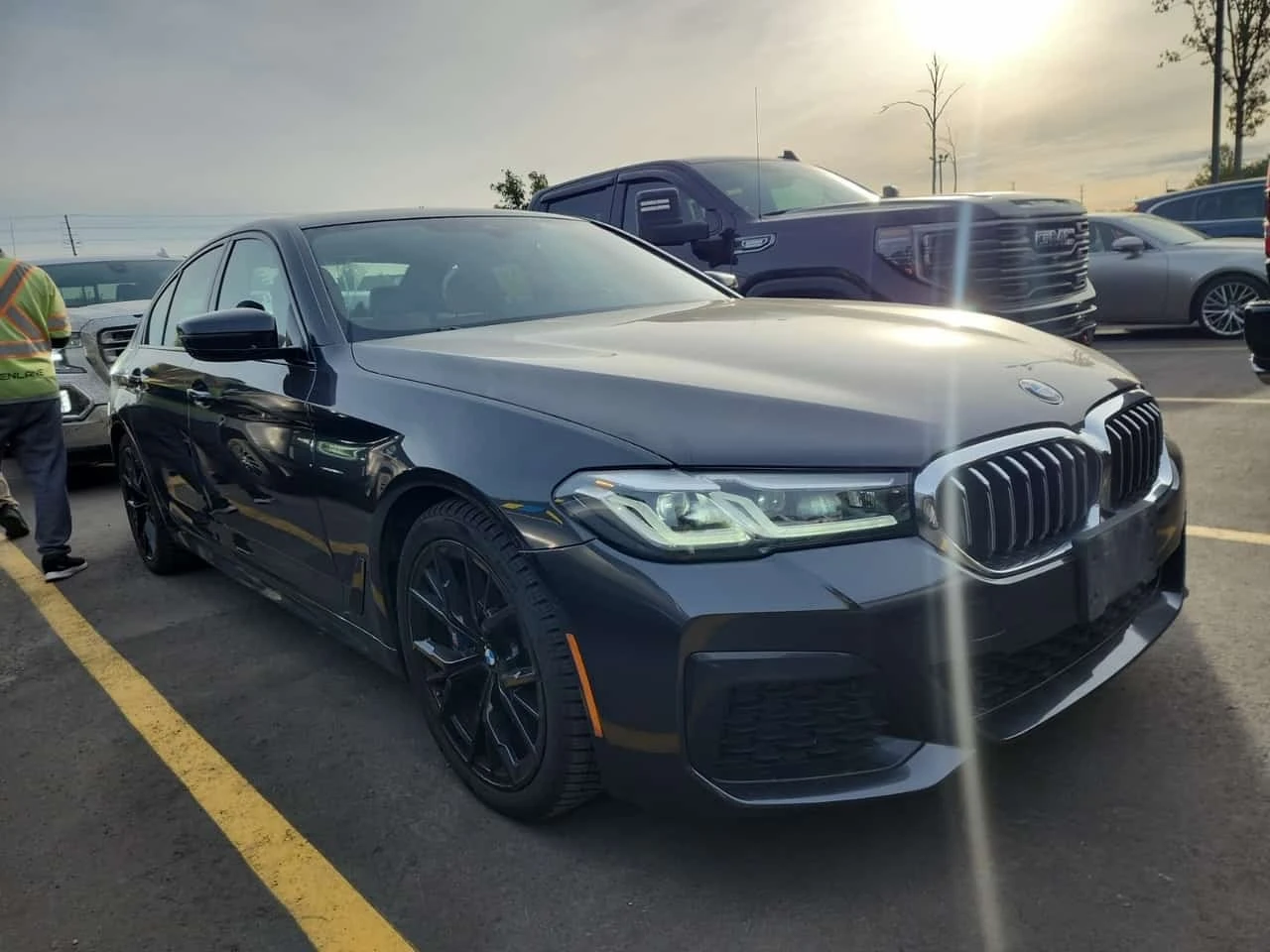 BMW 530  XDRIVE * M SPORT * FACELIFT * CARFAX * , снимка 2 - Автомобили и джипове - 56168904