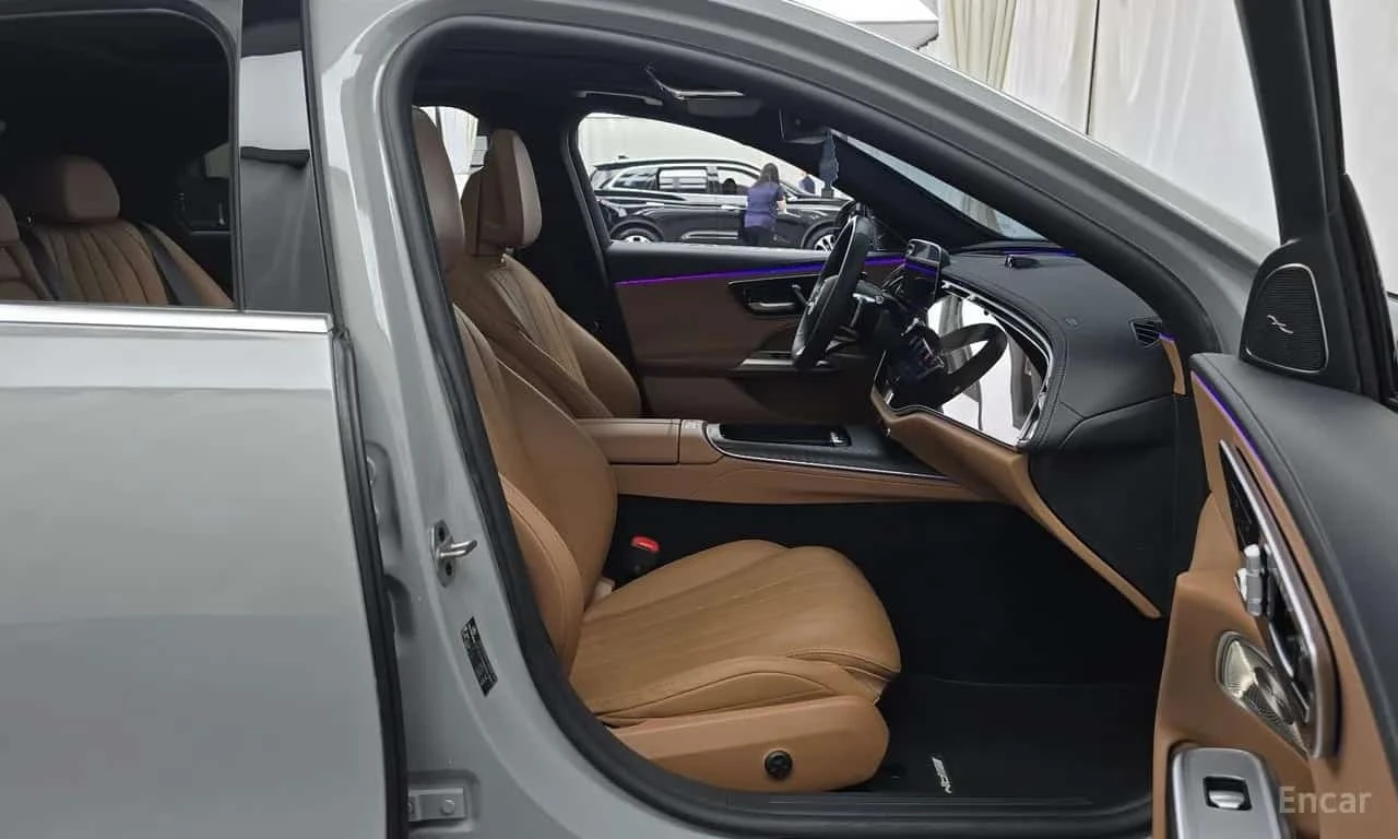 Mercedes-Benz E 300 4MATIC AMG Line Premiere Special  | Mobile.bg � ����������� 11