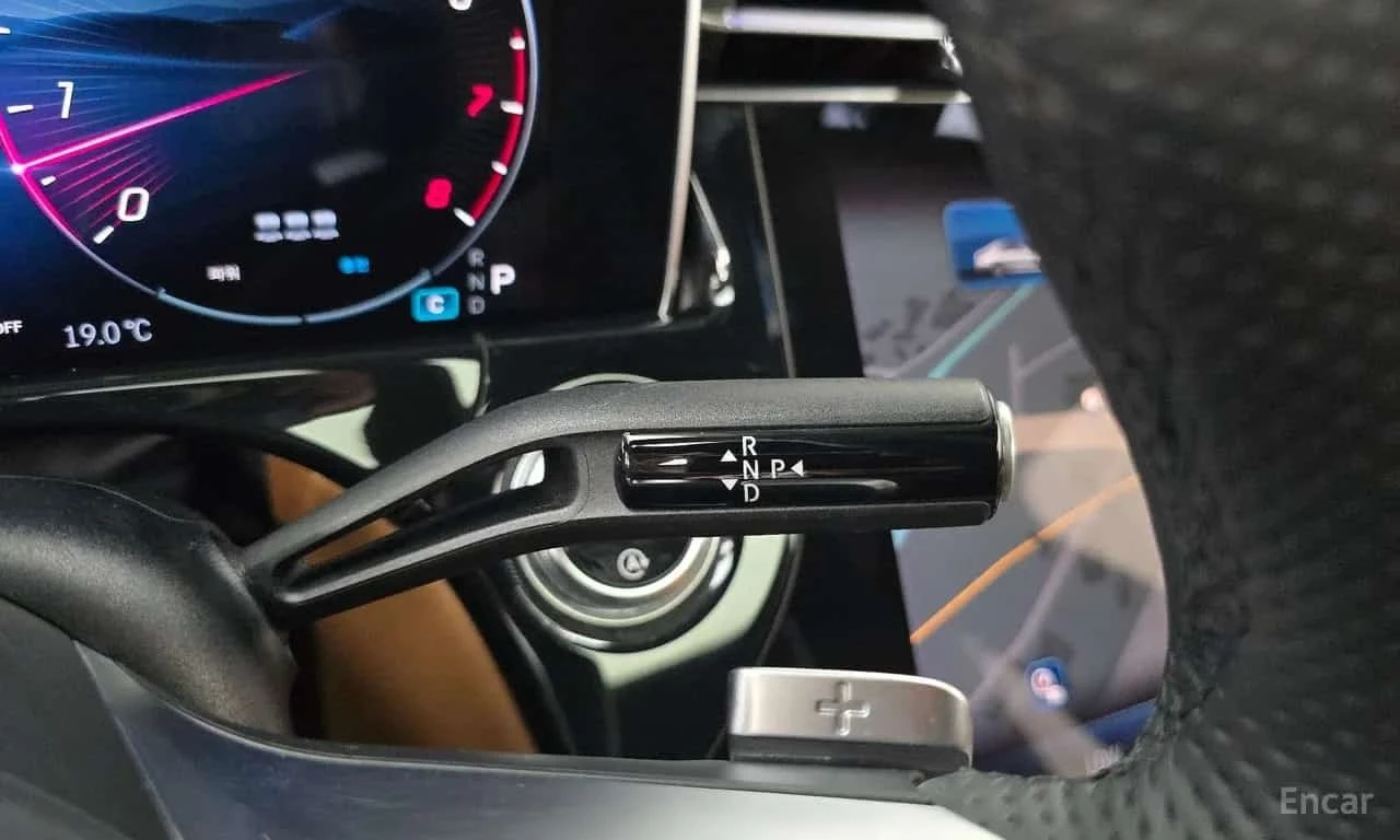 Mercedes-Benz E 300 4MATIC AMG Line Premiere Special  | Mobile.bg � ����������� 9
