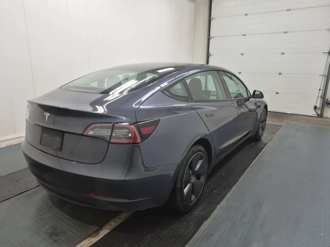 Tesla Model 3  * CARFAX * ����������*  | Mobile.bg � ����������� 2