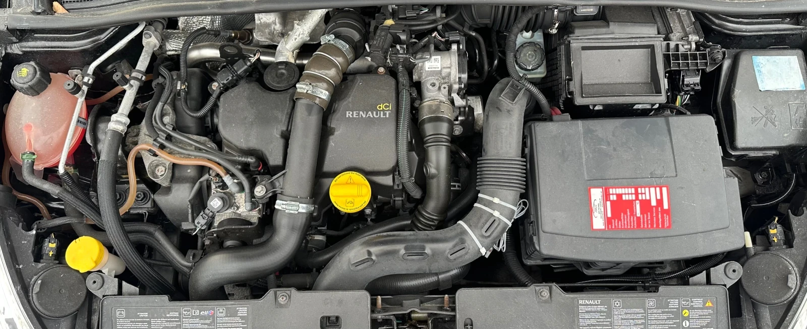 Renault Clio 1.5 dci, снимка 14 - Автомобили и джипове - 56729368