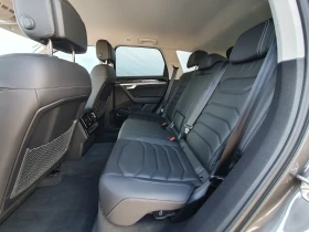 VW Touareg - 53700 € / 105028.07 лв. - 32588890 5