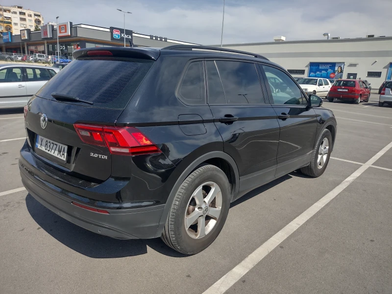 VW Tiguan 2.0 TDI, снимка 3 - Автомобили и джипове - 48998499