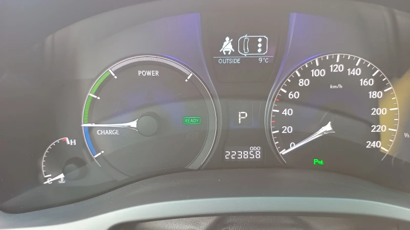 Lexus RX 450h AWD / CH  / Отличен , снимка 13 - Автомобили и джипове - 52138862