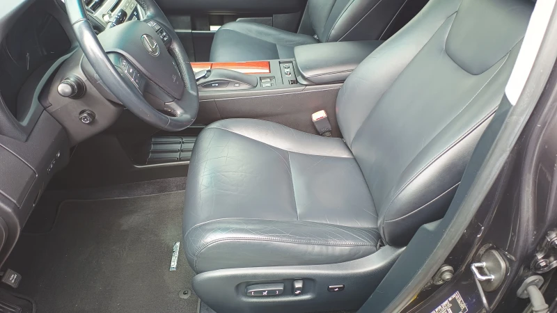 Lexus RX 450h AWD / CH  / Отличен , снимка 9 - Автомобили и джипове - 52138862