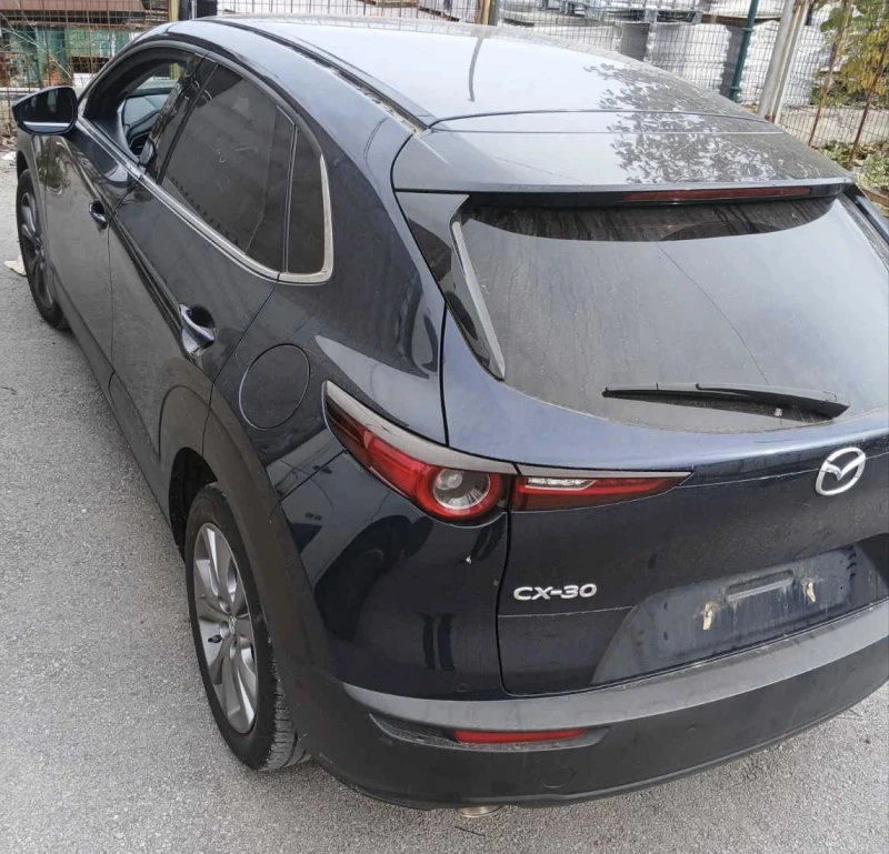 Mazda CX-30, снимка 4 - Автомобили и джипове - 52223515