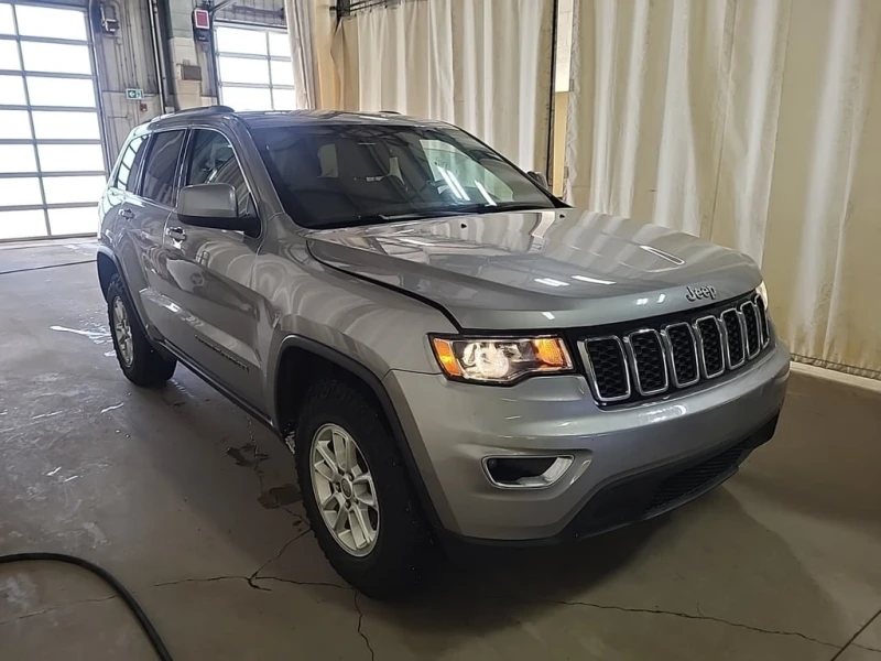 Jeep Grand cherokee * LAREDO * CARFAX * , снимка 2 - Автомобили и джипове - 53010327