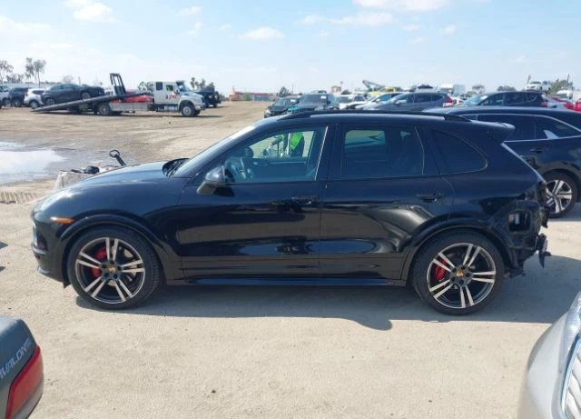 Porsche Cayenne GTS, снимка 2 - Автомобили и джипове - 49205036