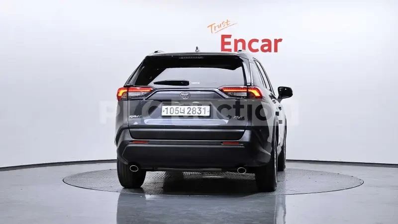 Toyota Rav4 LANE ASSIST* BLIND SPOT* КАМЕРА* ПОДГРЕВИ* , снимка 4 - Автомобили и джипове - 54133704