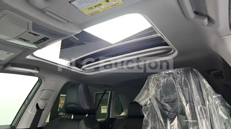 Toyota Rav4 LANE ASSIST* BLIND SPOT* КАМЕРА* ПОДГРЕВИ* , снимка 14 - Автомобили и джипове - 54133704