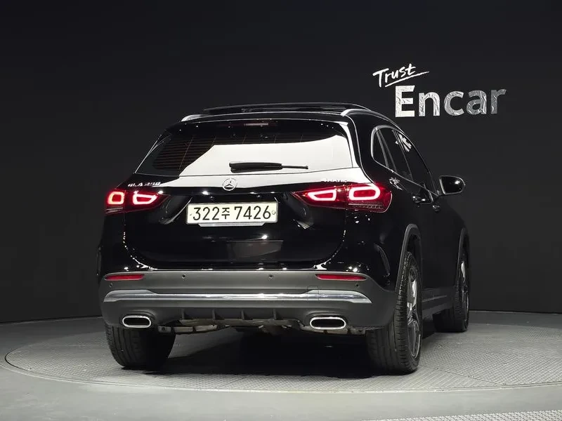 Mercedes-Benz GLA 250 4Matic, снимка 4 - Автомобили и джипове - 55717104