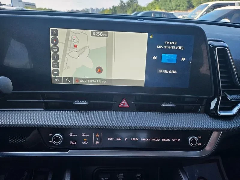 Kia Sportage 5Th Generation Diesel 2.0 2Wd Prestige, снимка 10 - Автомобили и джипове - 56286404