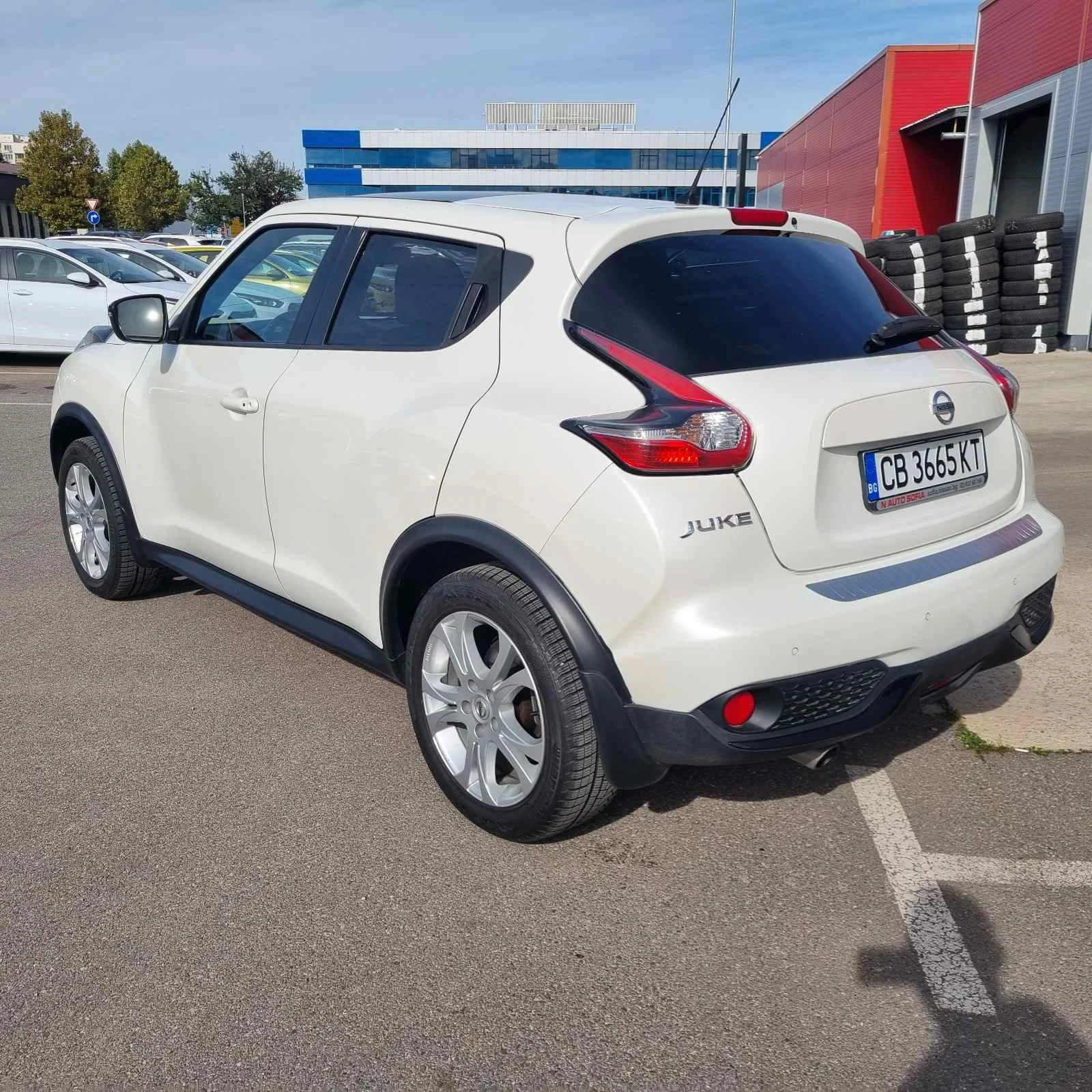 Nissan Juke 1.6 Turbo 4x4 aut. - изображение 6