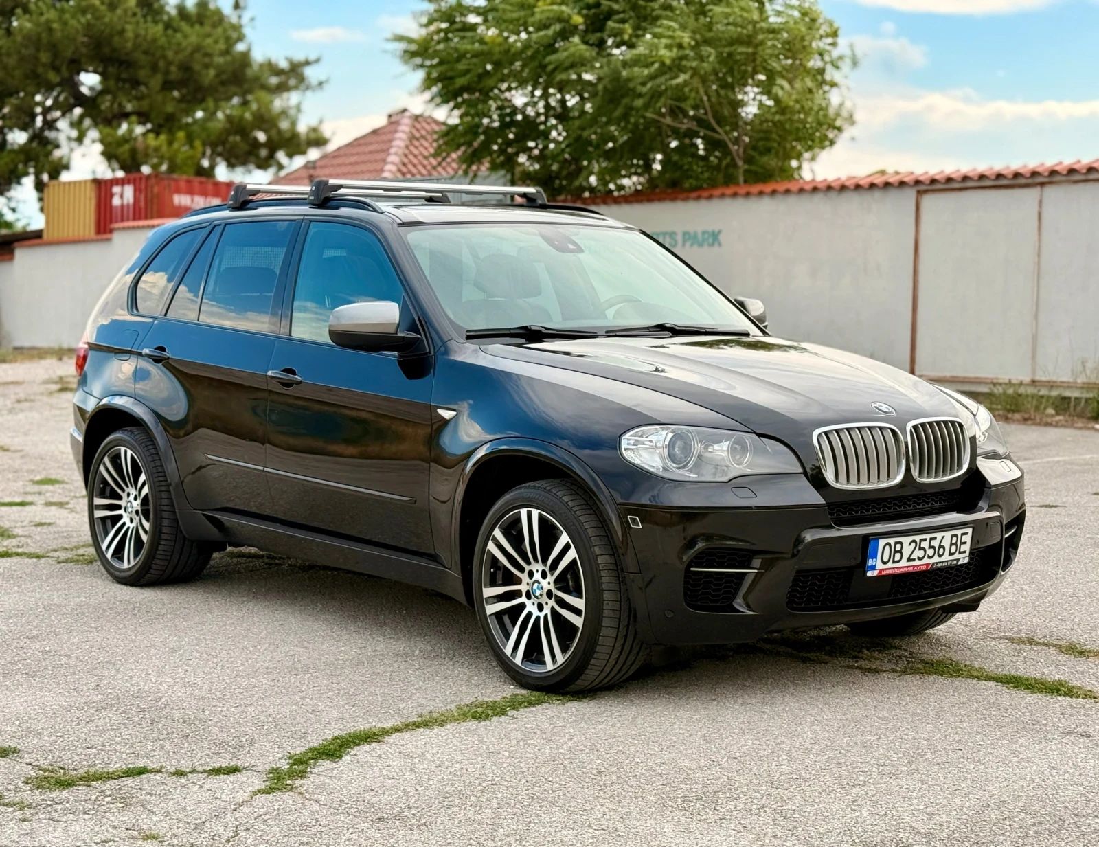 BMW X5 M50D  - изображение 9