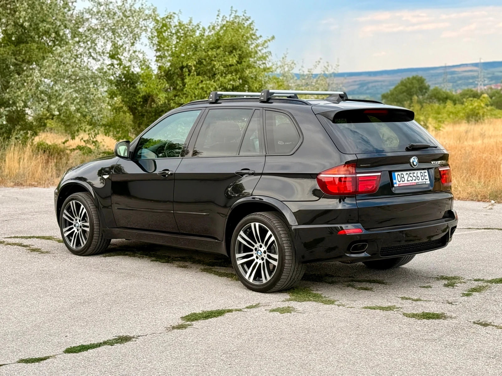 BMW X5 M50D  - изображение 5