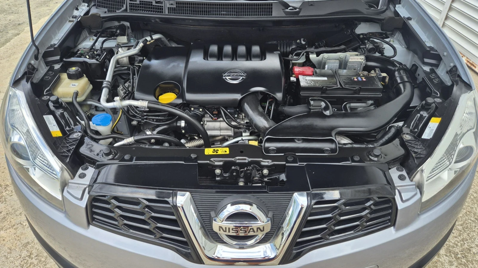 Nissan Qashqai 2.0 диз 4х4 150к.с. - изображение 2