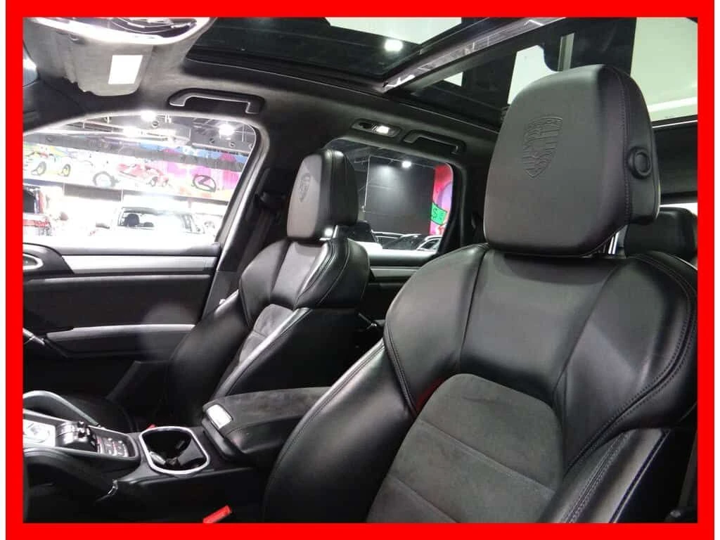 Porsche Cayenne * GTS AWD * NAVI/LEATHER/PANO ROOF/BLUETOOTH/LOADE | Mobile.bg � ����������� 11