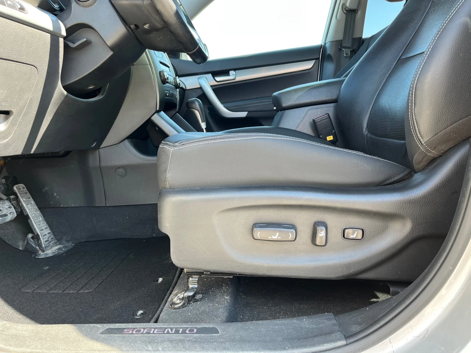 Kia Sorento, снимка 13 - Автомобили и джипове - 53734940