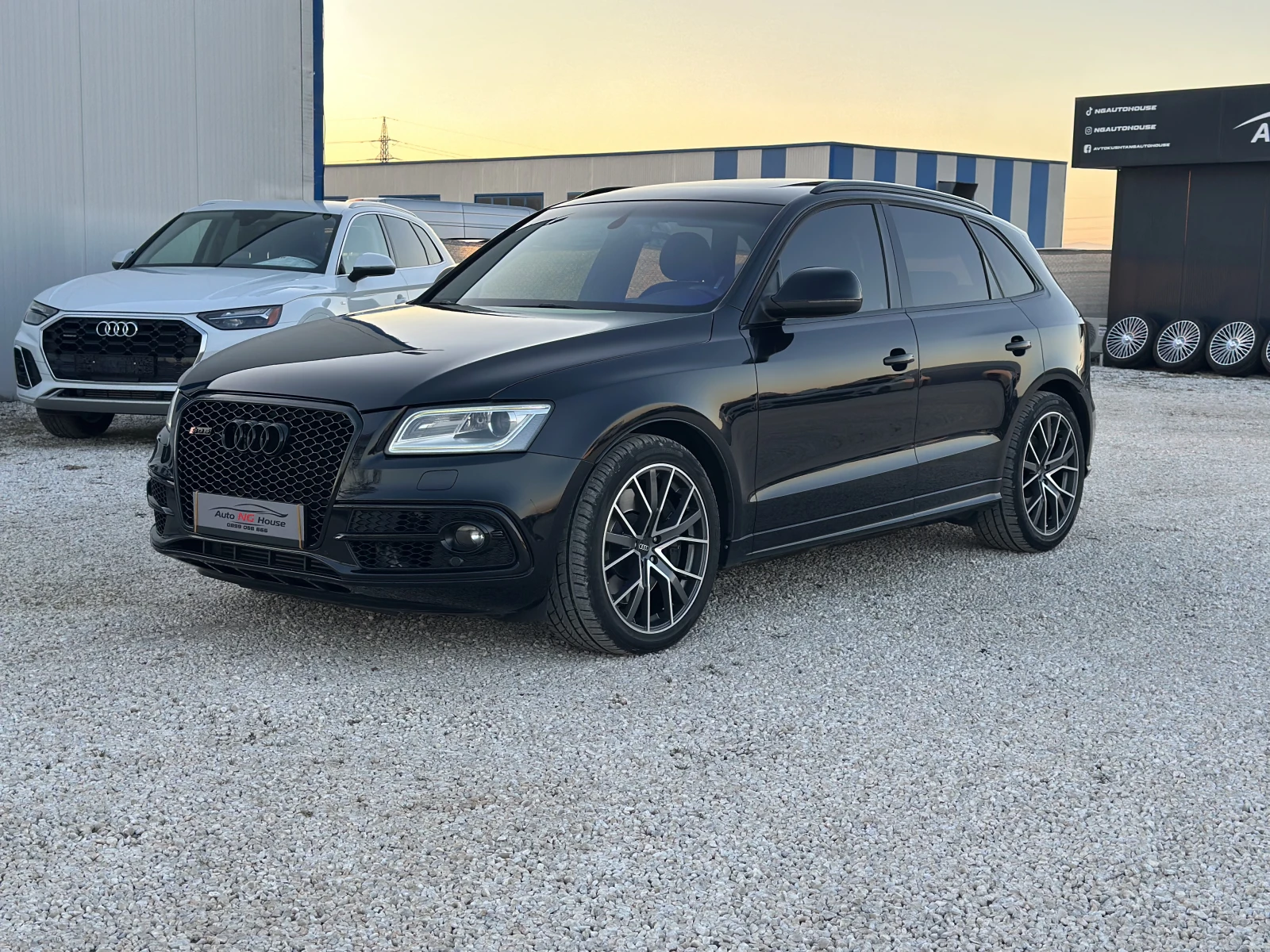 Audi SQ5 BANG & OLUFSEN| FULL| СЕРВИЗНА ИСТОРИЯ| ОБСЛУЖЕНА|, снимка 3 - Автомобили и джипове - 53801937