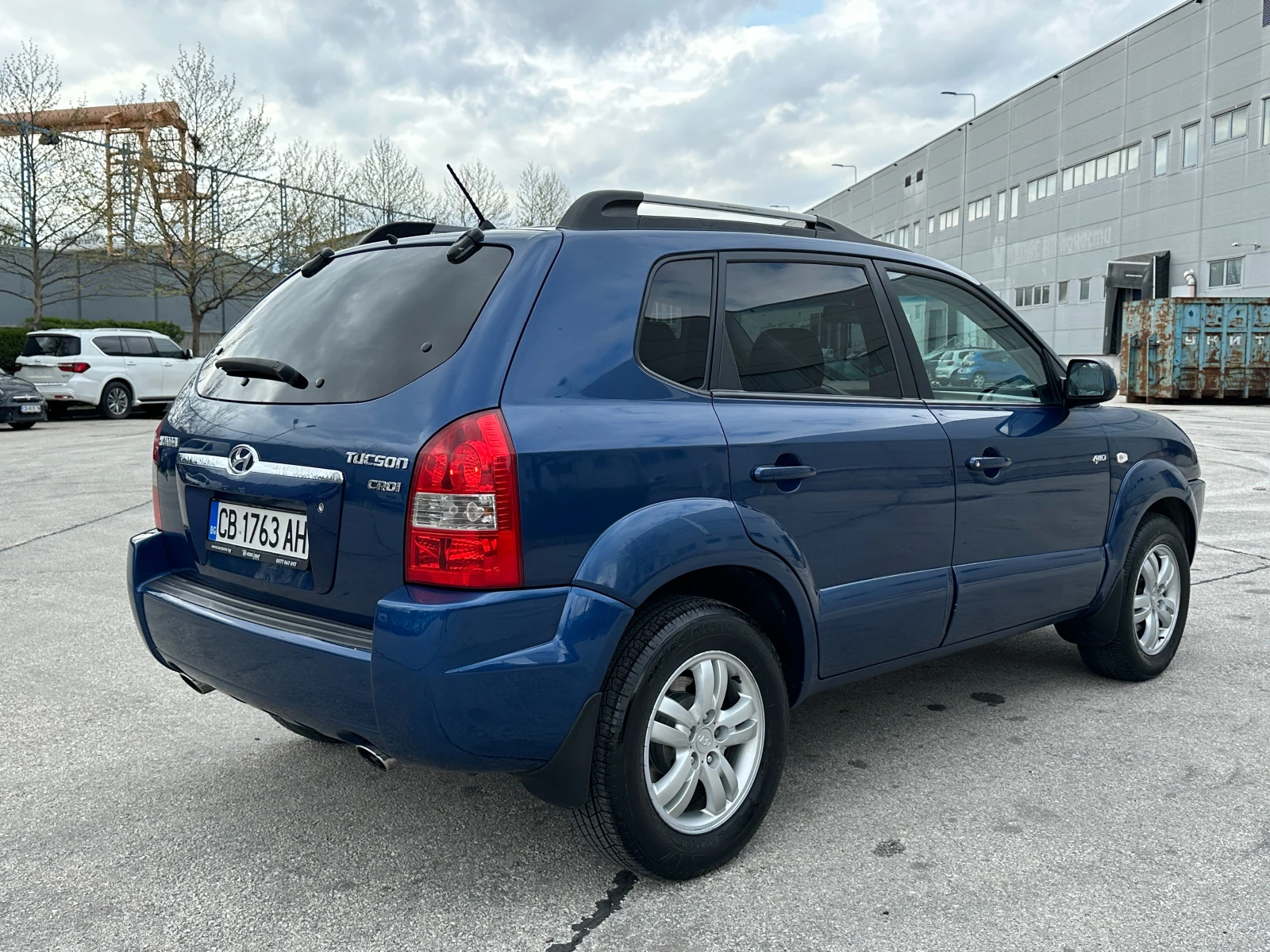 Hyundai Tucson 2, 0 дизел/Кожа, снимка 4 - Автомобили и джипове - 54291107