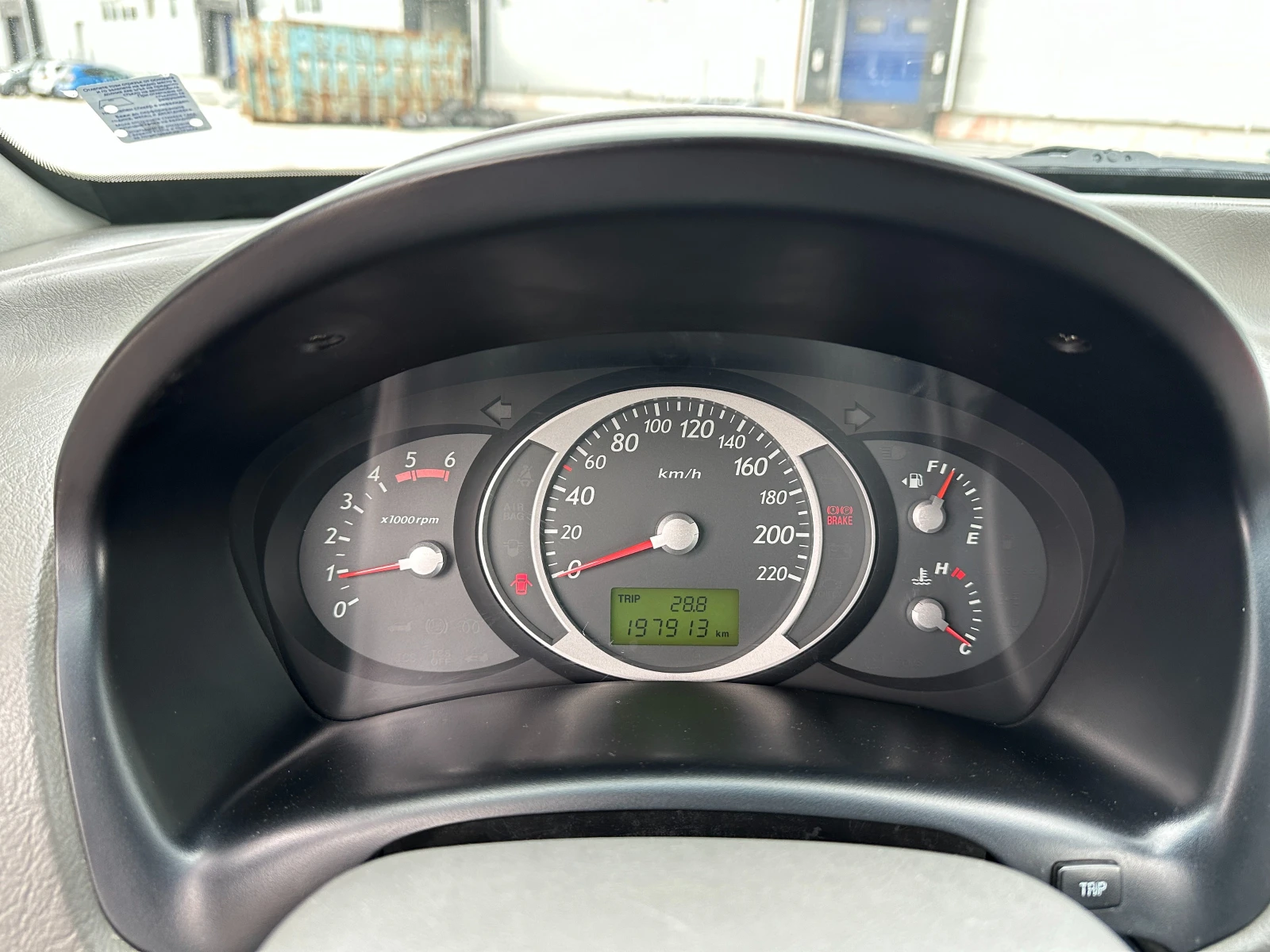 Hyundai Tucson 2, 0 дизел/Кожа, снимка 15 - Автомобили и джипове - 54291107