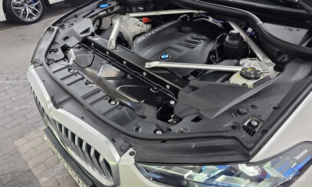 BMW X5 * xDrive 40i M Sport * ХЕДЪП * ВЪЗДУШНО, снимка 6 - Автомобили и джипове - 55558907