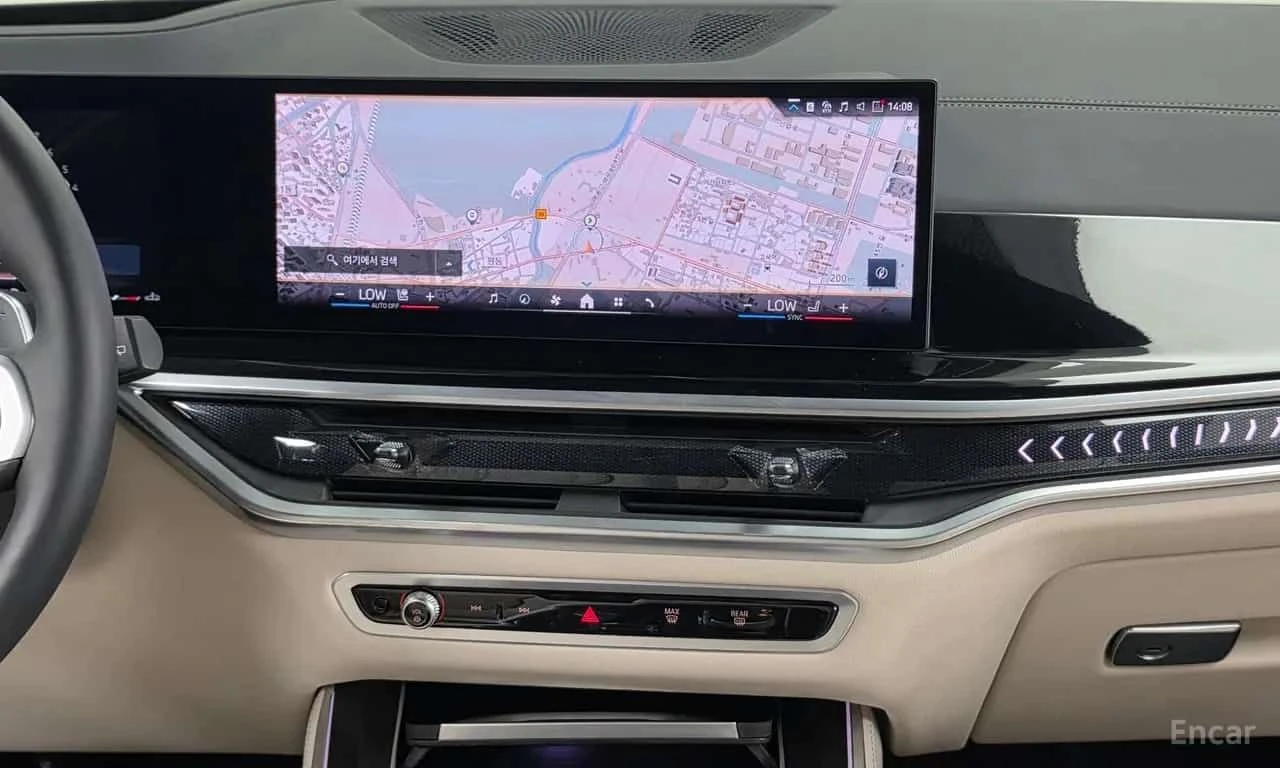 BMW X5 * xDrive 40i M Sport * ХЕДЪП * ВЪЗДУШНО, снимка 14 - Автомобили и джипове - 55558907